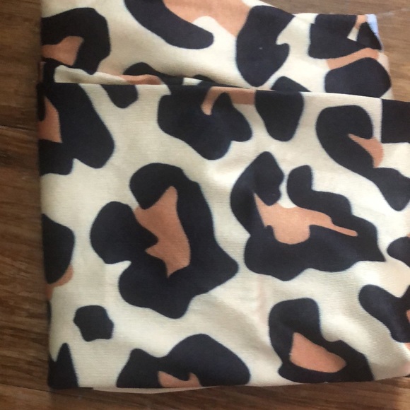 AUDIANO Seamless Face Mask Bandanas Multifunctional Headwear Headband Neck Gaite - Picture 2 of 2